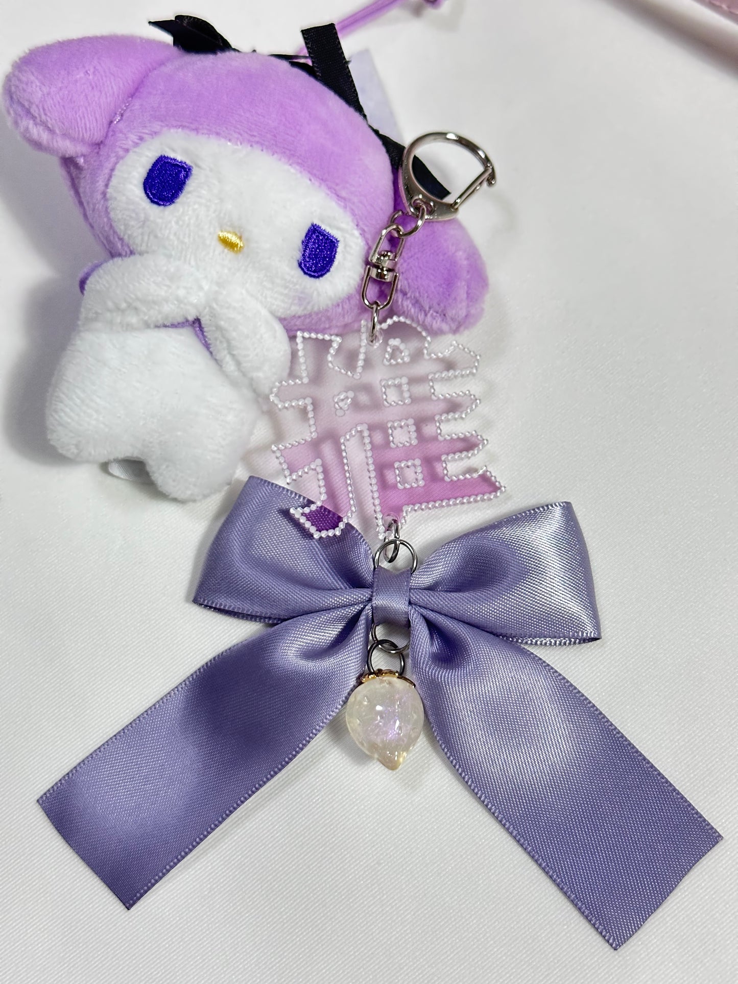 推しストロベリーボウペンダント