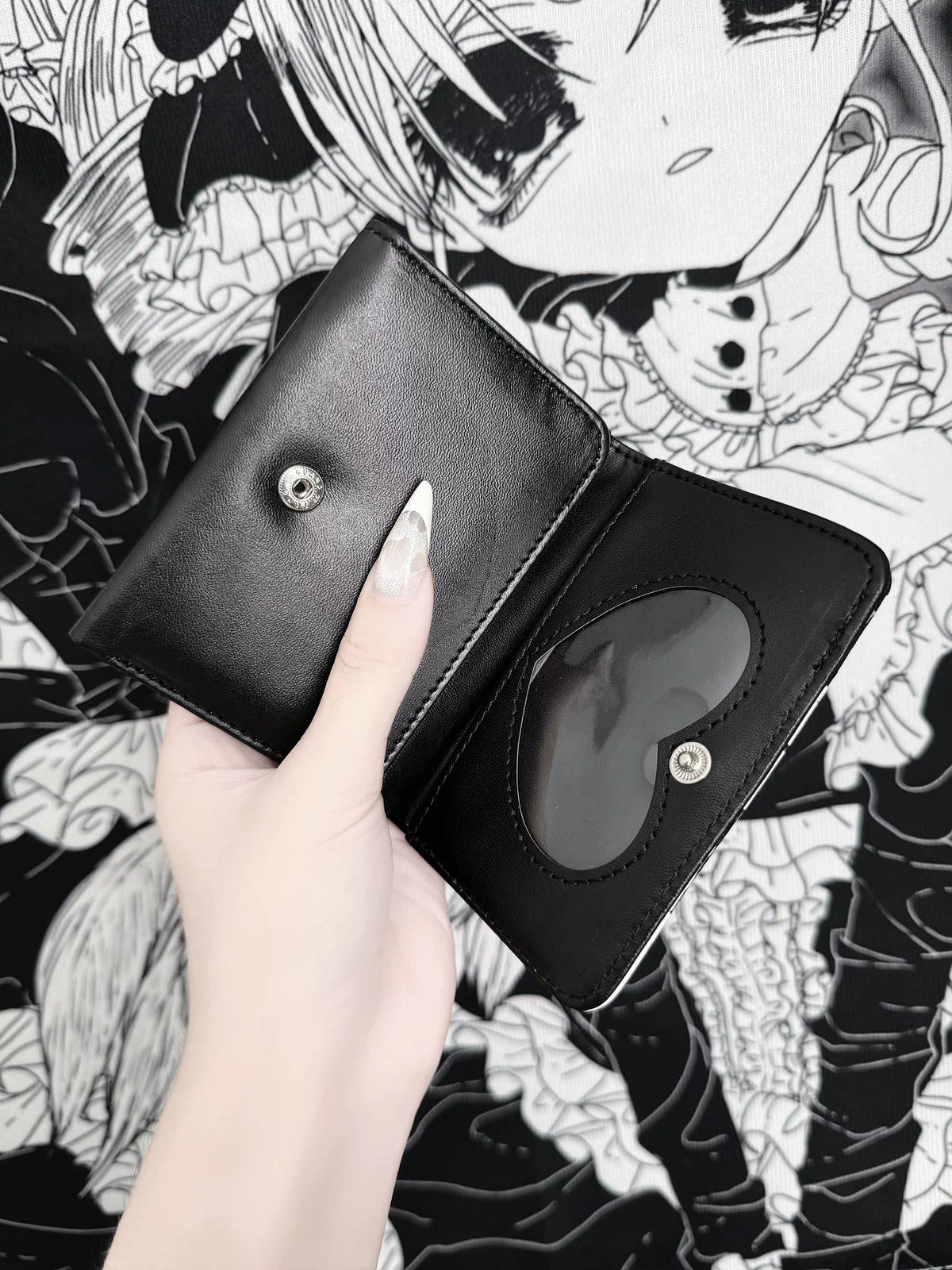 PiPOO x ISEYA gothic angel card wallet 06