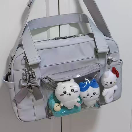 制服痛 – Pipooオリジナル 立体多層構造 大容量通学ショルダーバッグ・ぬいバッグ・JK制服風痛バッグ