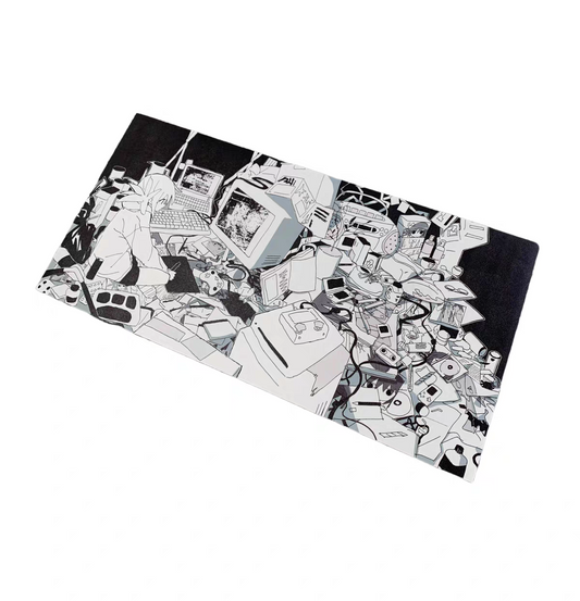 Garbage Maker - Mizhou Original Illustration Oversized Smooth Office Computer Gaming Desk Mat Mouse Pad