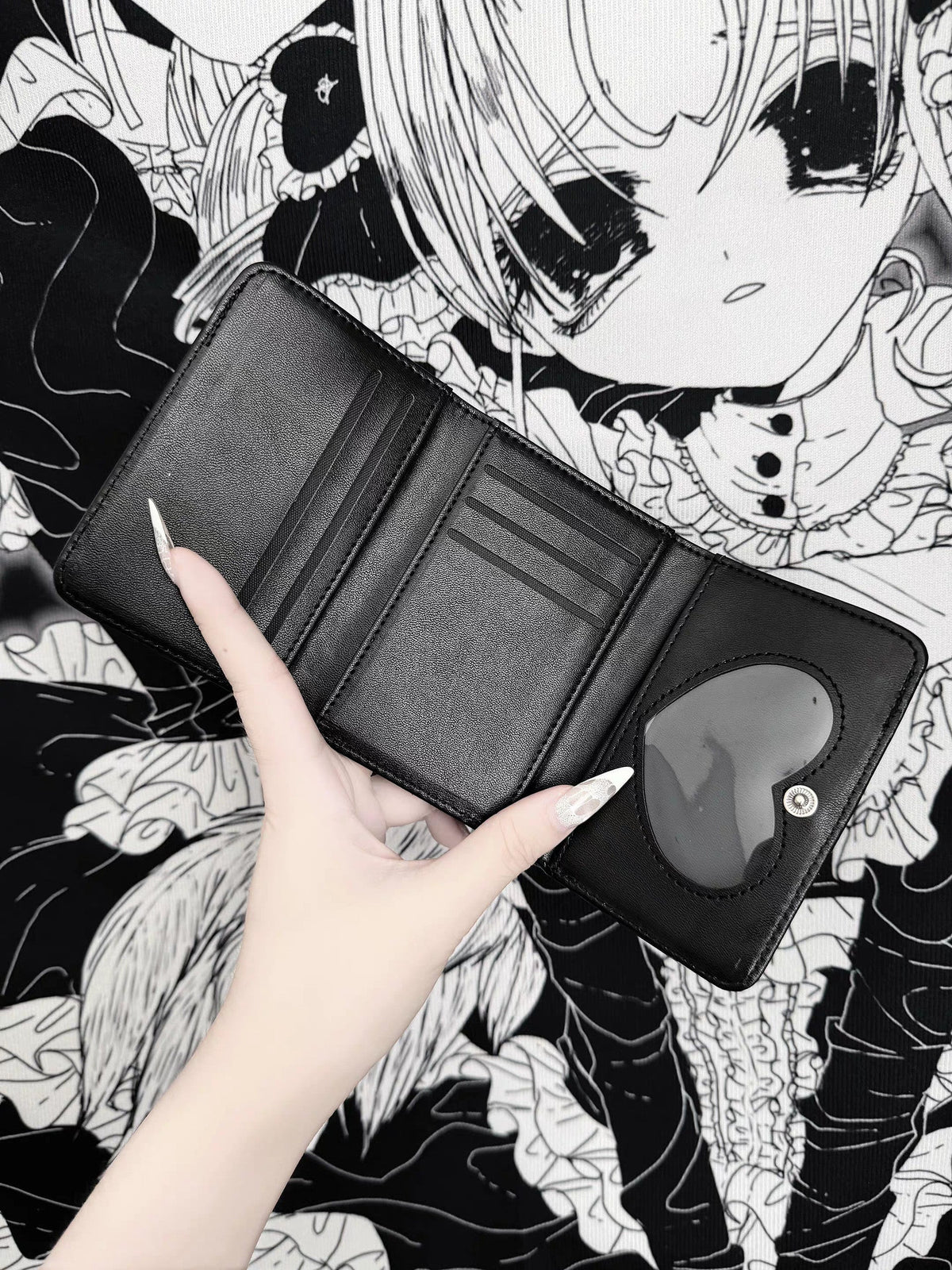 PiPOO x ISEYA gothic angel card wallet 05